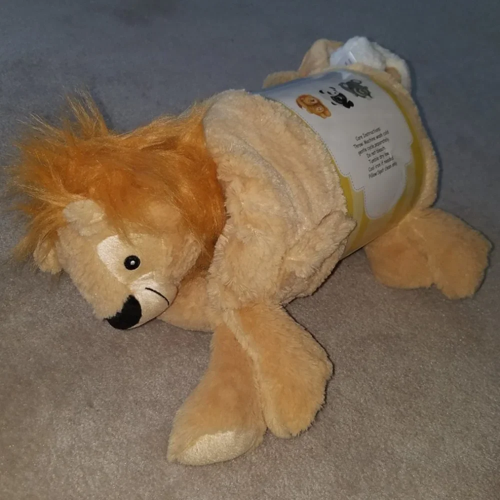 NEW Cuddle Friends Lion 2-pc Pillow Blanket Set Baby Lot Gift Set Fleece SOFT